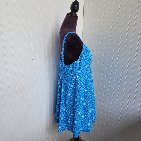 NWT $60 Noon 1 Piece Swim Skirted Bathing Suit White Blue Mosaic Casey Key 18 - Picture 13 of 16